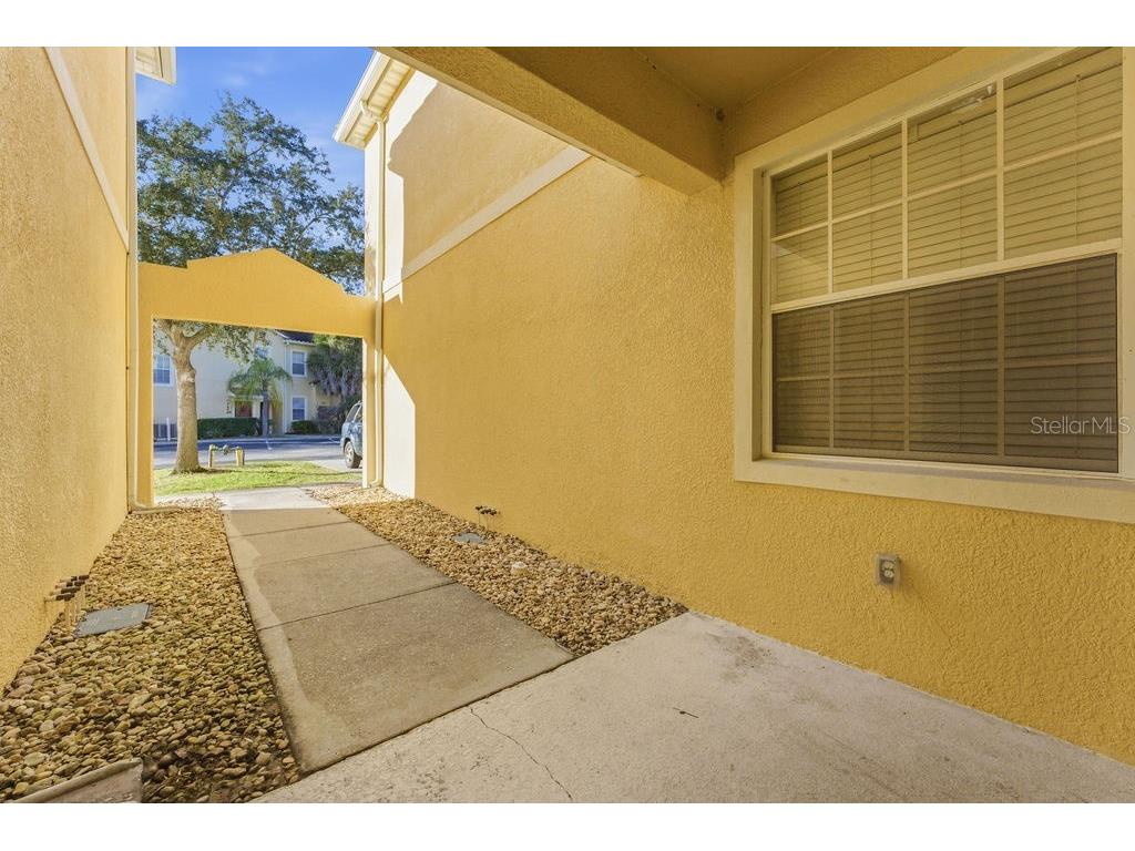 2795 Oakwater Drive #2795 Kissimmee FL 34747 O6381121 image3