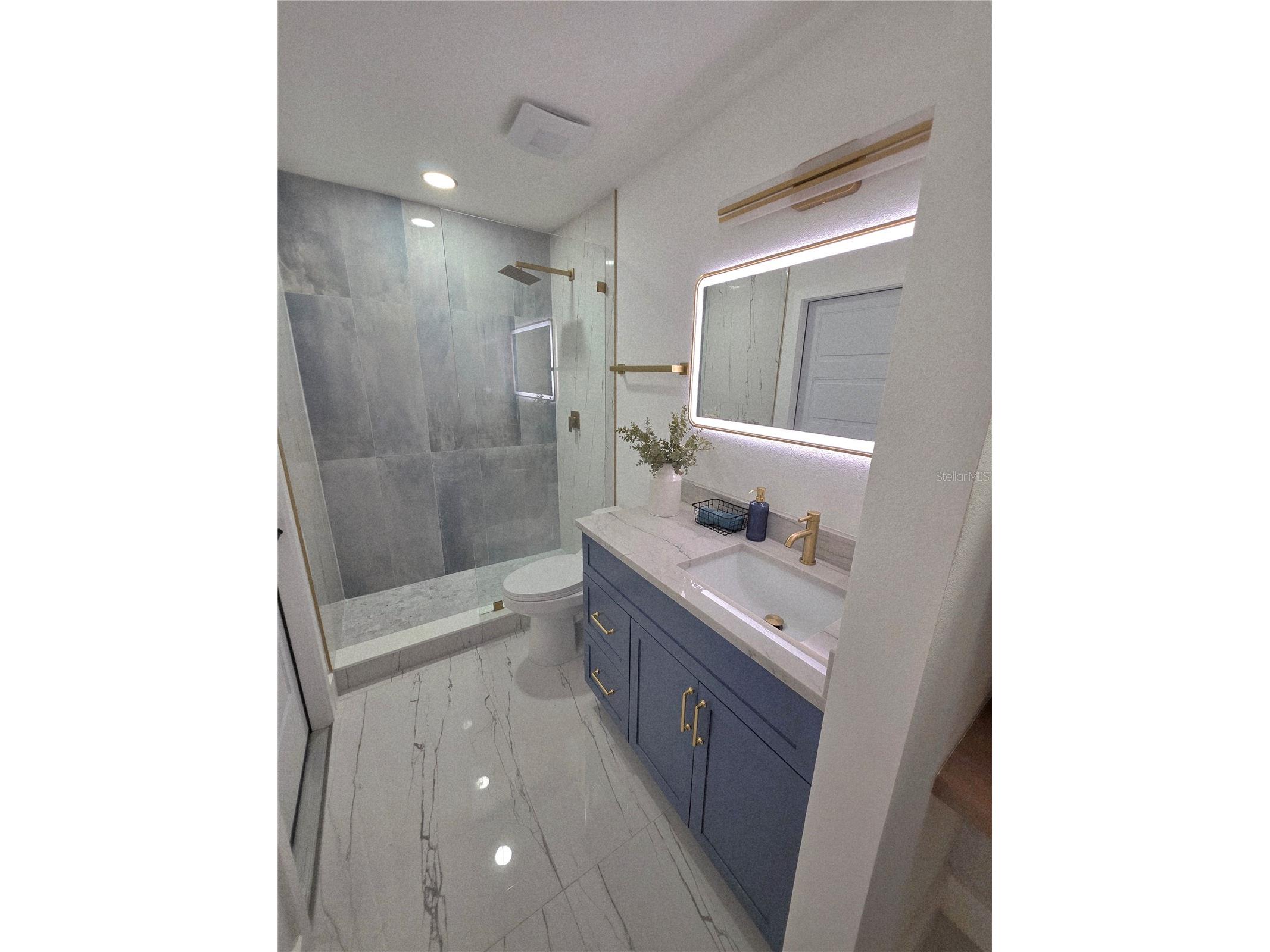 2796 Challenger Drive Palm Harbor FL 34683 TB8505103 image40