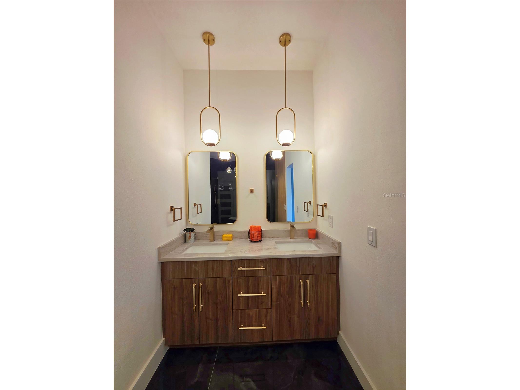 2796 Challenger Drive Palm Harbor FL 34683 TB8505103 image53