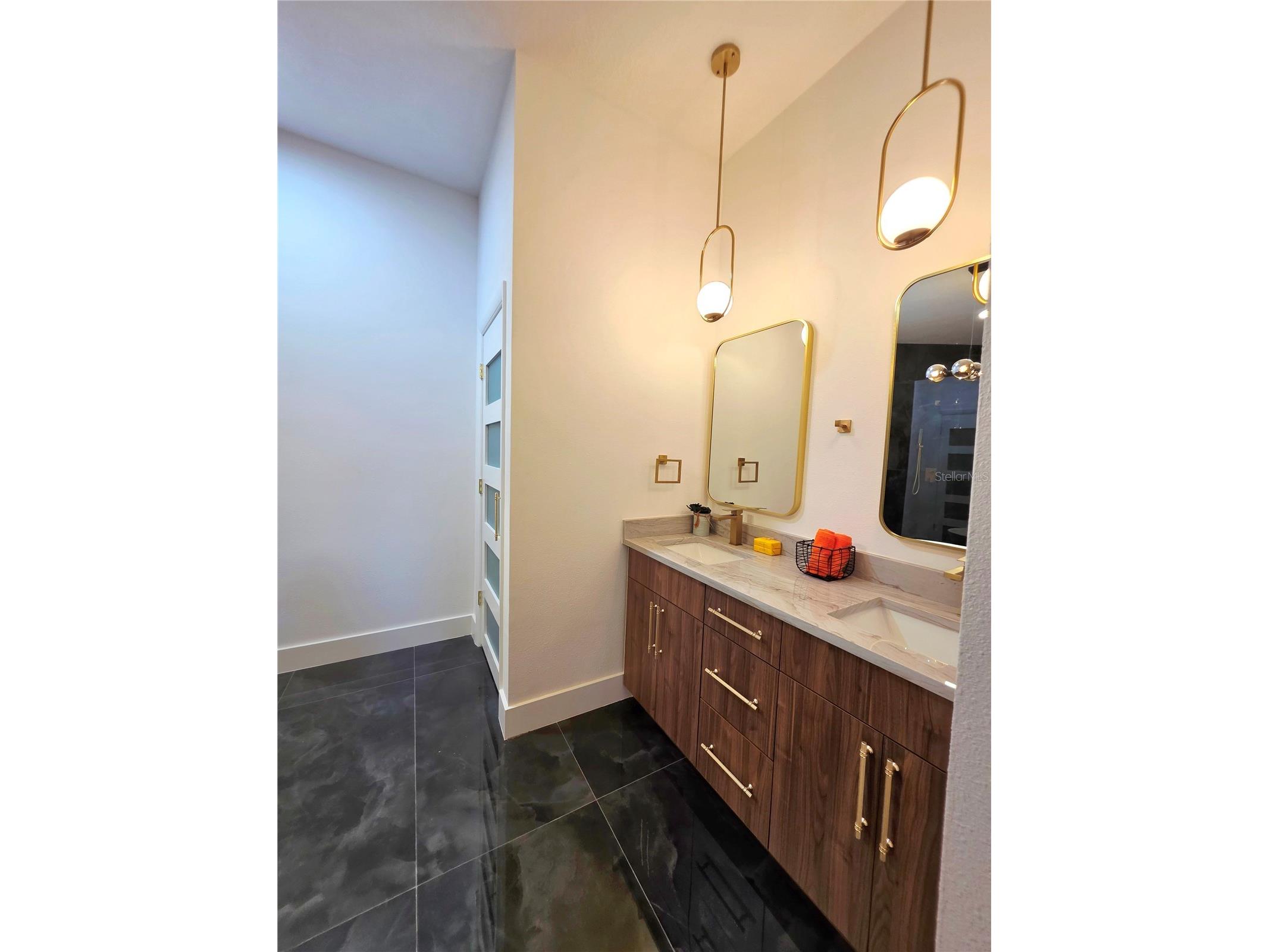 2796 Challenger Drive Palm Harbor FL 34683 TB8505103 image55