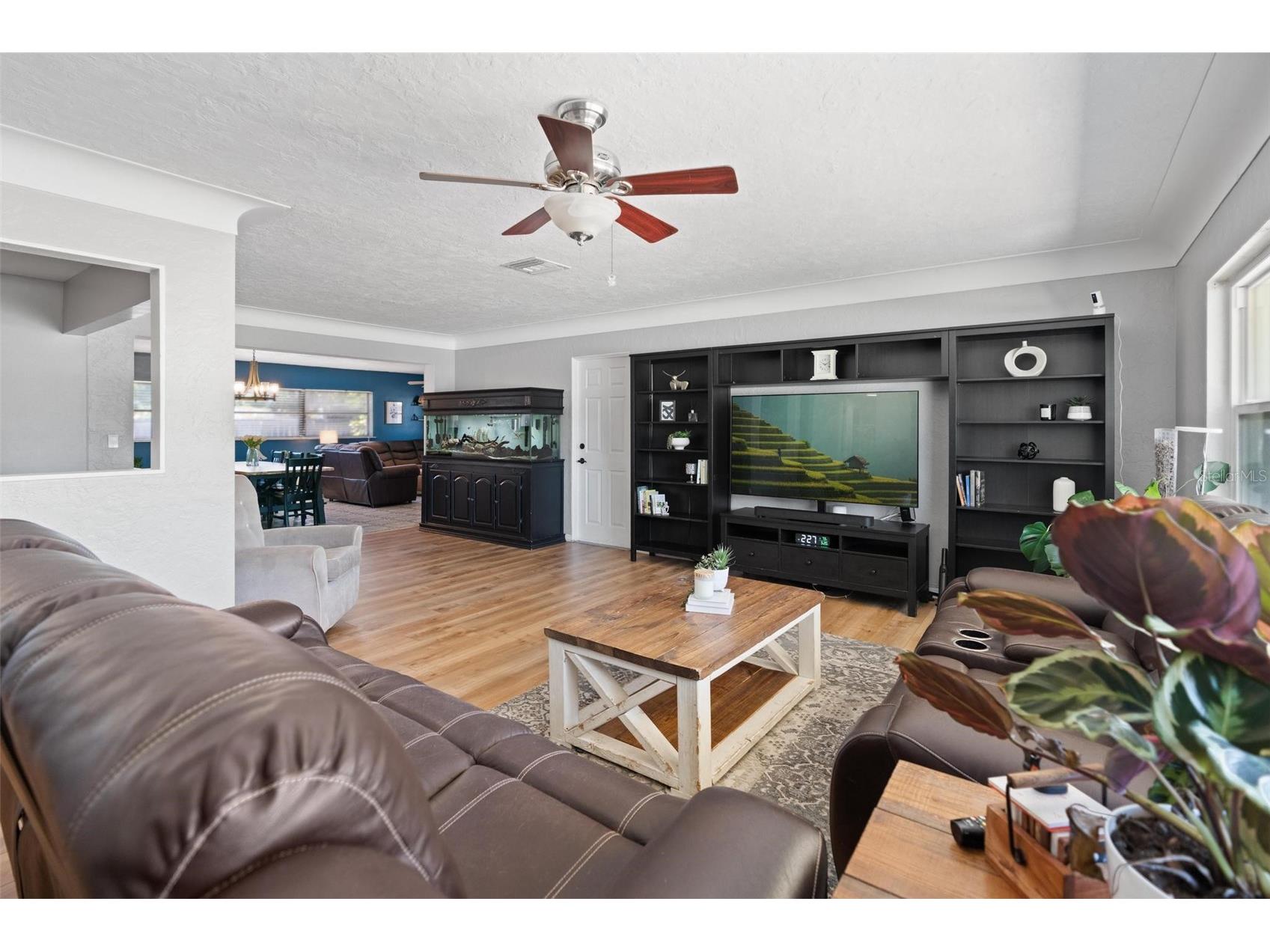 2798 67th Street N Saint Petersburg FL 33710 TB8491328 image4