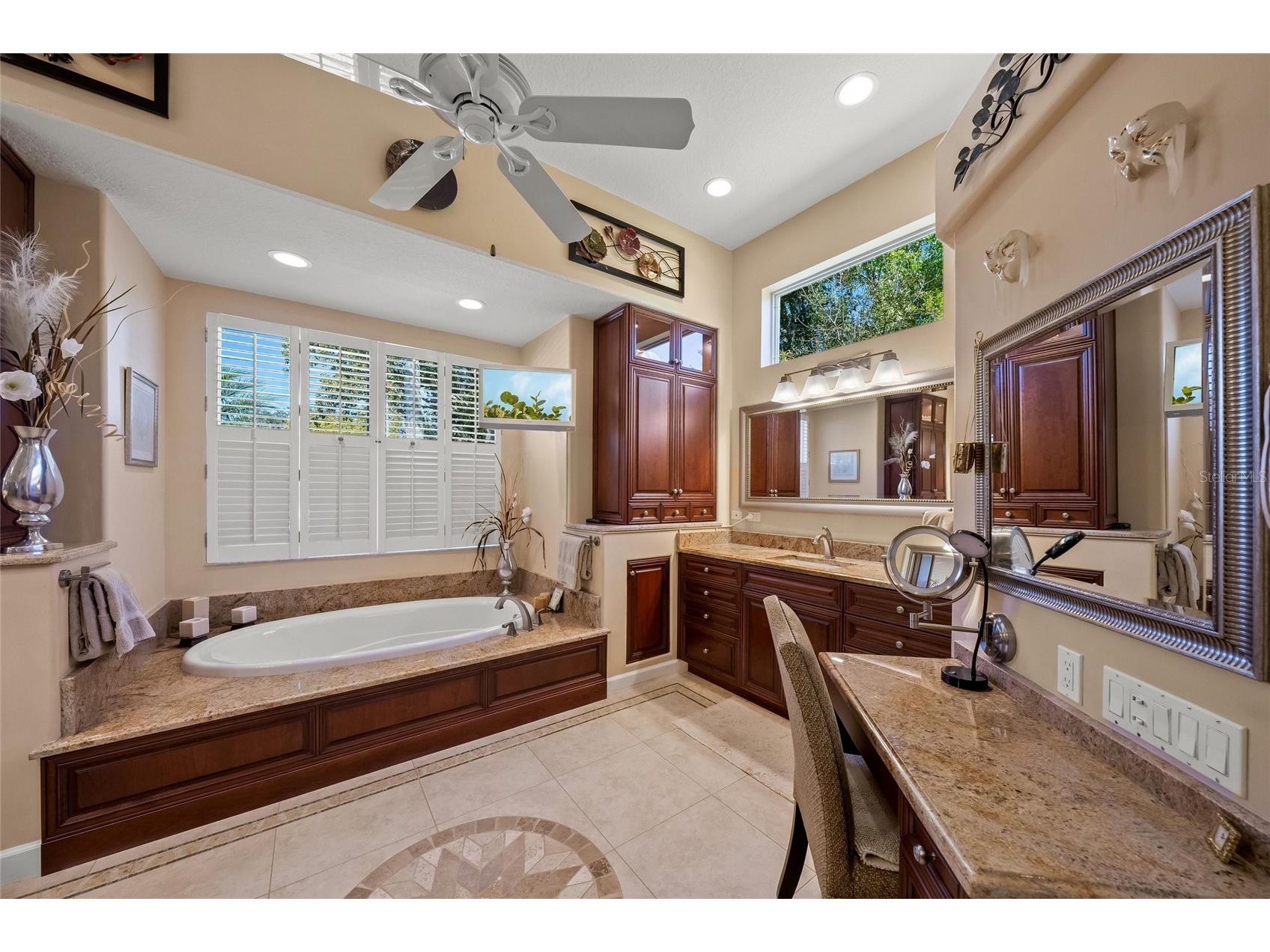 2799 Dick Wilson Drive Sarasota FL 34240 A4681792 image27