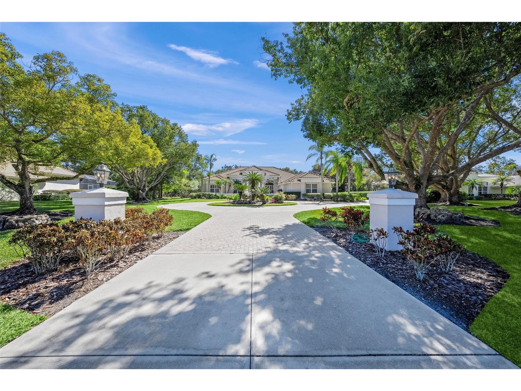 2799 Dick Wilson Drive Sarasota FL 34240 A4681792 image5