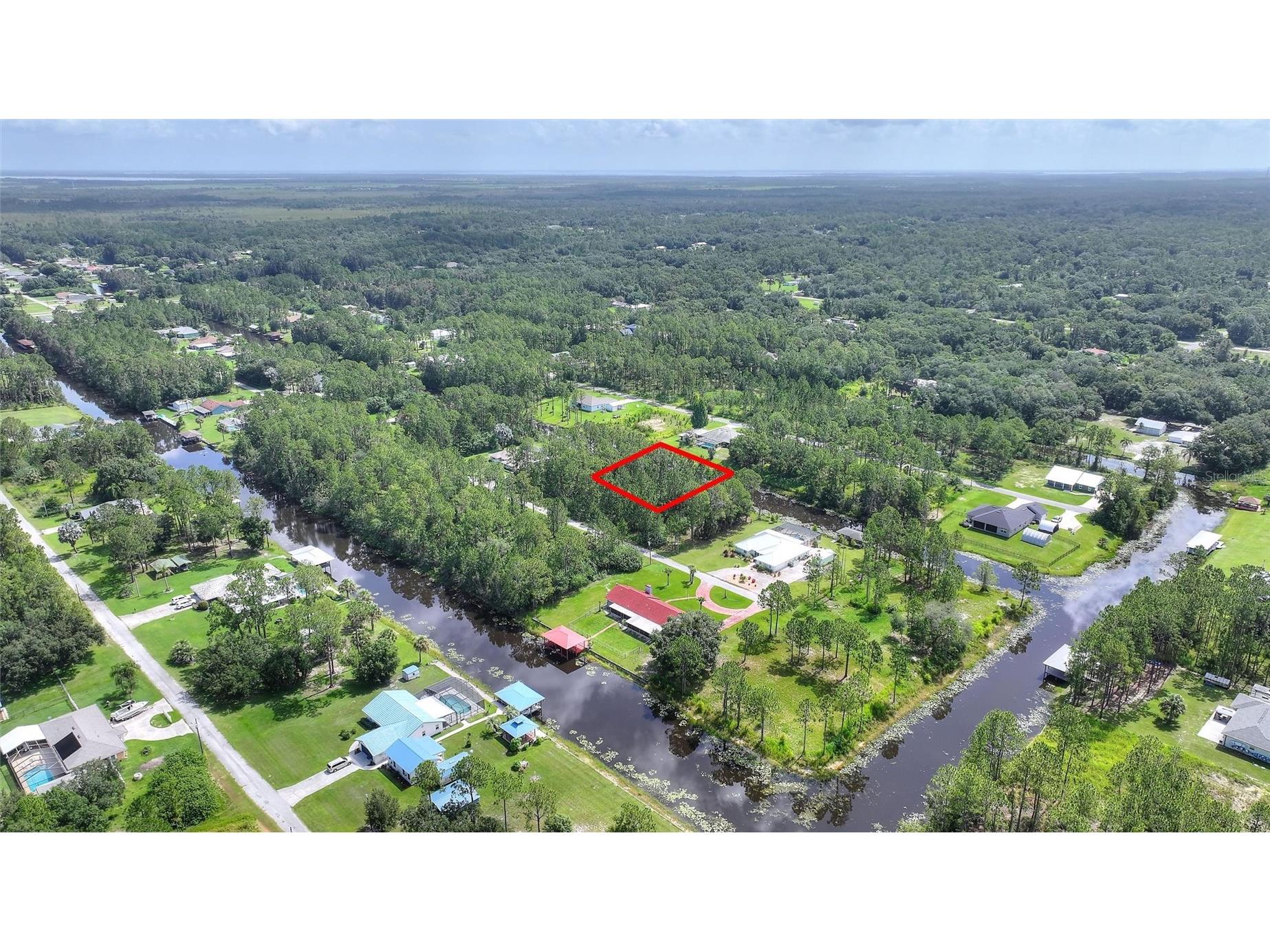 28 & 30 Amaryllis Drive Indian Lake Estates FL 33855 - LAKE WALK-IN-WATER P4939236 image20