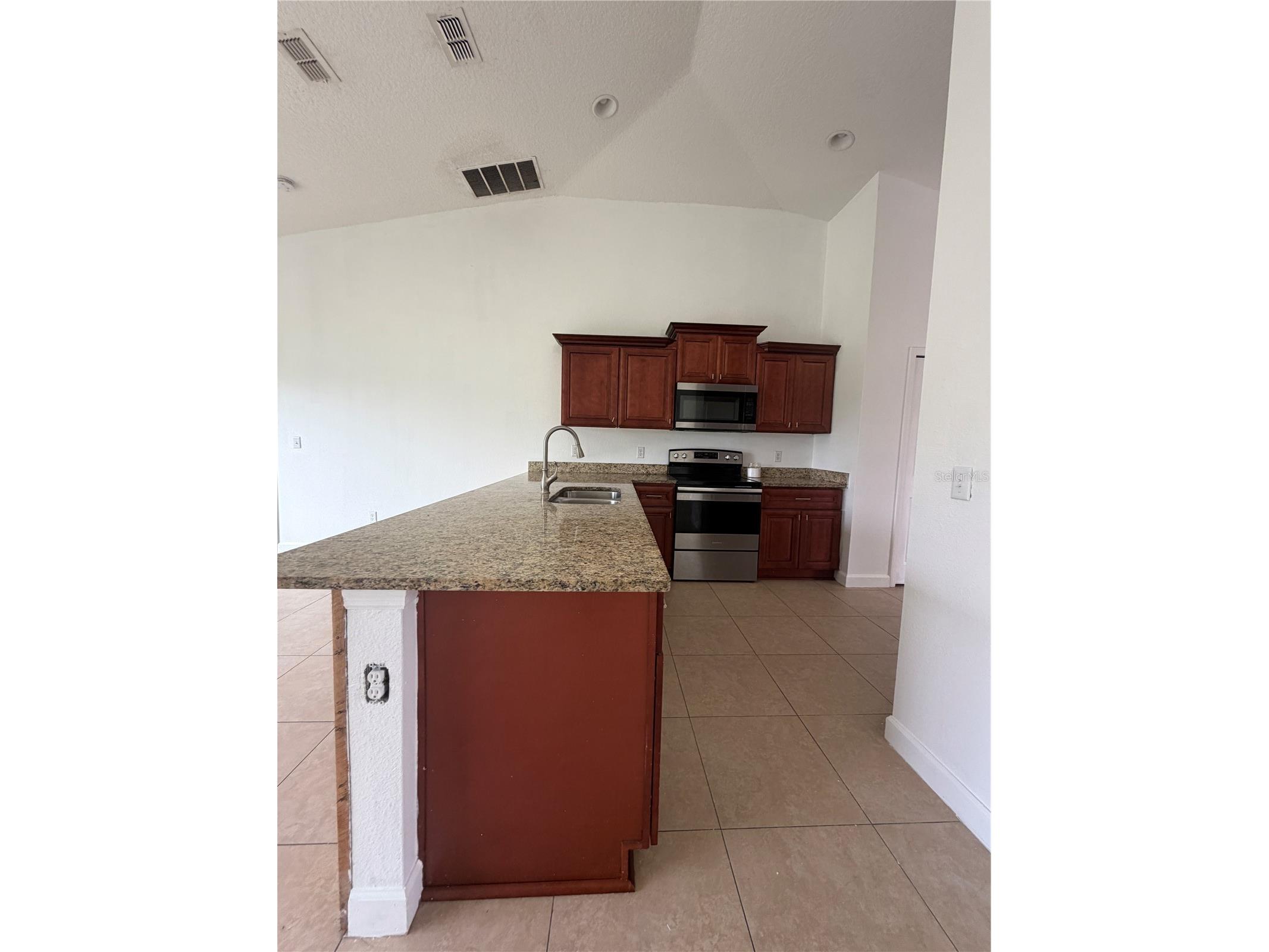 28 Bolton Court Kissimmee FL 34758 S5149830 image12