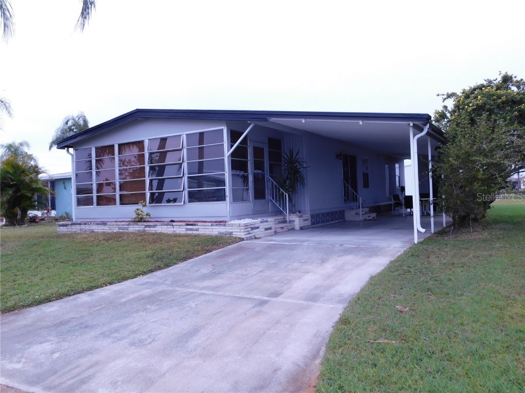 28 Castaway Court North Port FL 34287 N6119263 image1