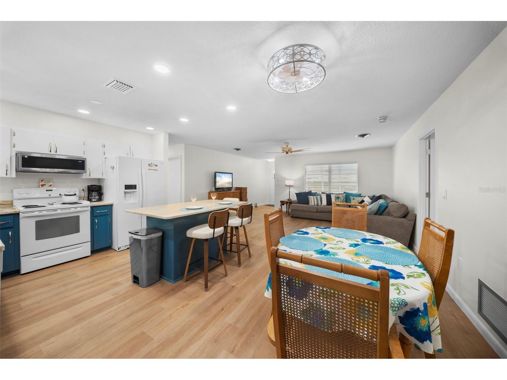 28 Clintwood Avenue Englewood FL 34223 C7527594 image10