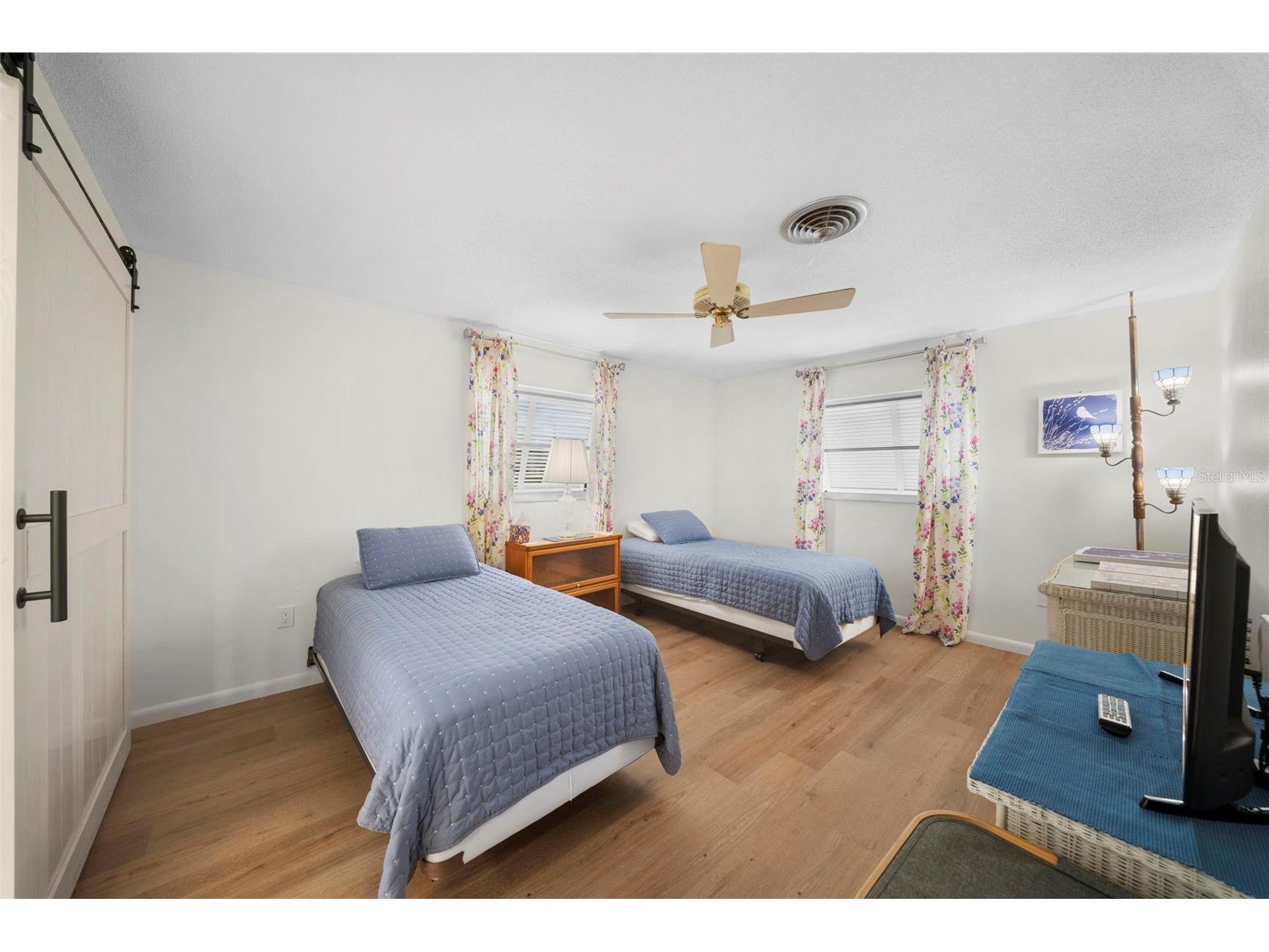 28 Clintwood Avenue Englewood FL 34223 C7527594 image17