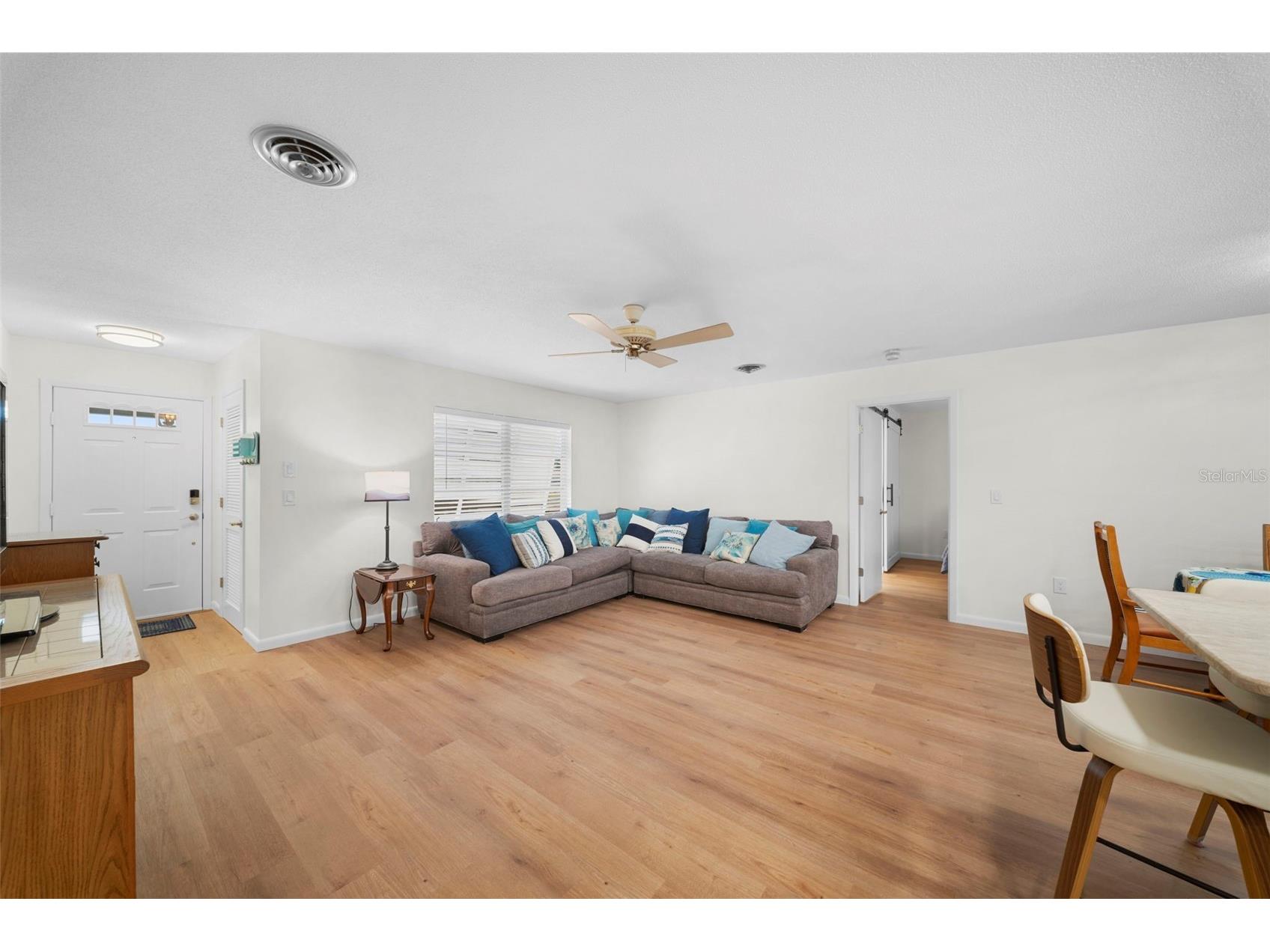 28 Clintwood Avenue Englewood FL 34223 C7527594 image3