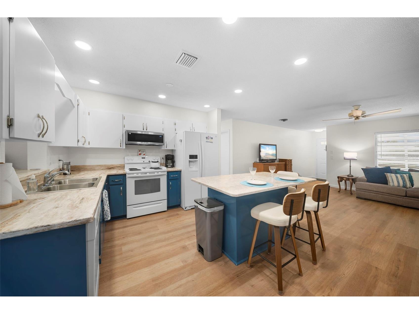 28 Clintwood Avenue Englewood FL 34223 C7527594 image8