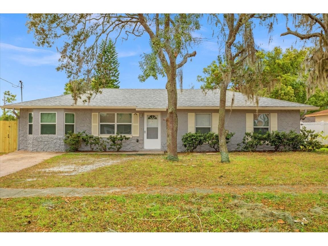 28 E Bob White Street Apopka FL 32712 O6161205 image1