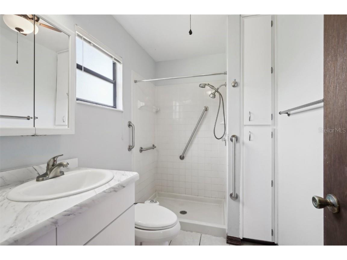 28 Gordon Court Leesburg FL 34788 OM699593 image23