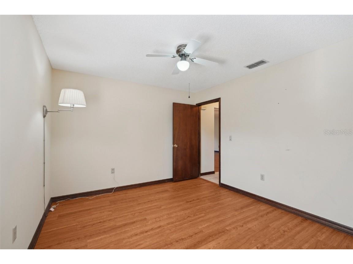 28 Gordon Court Leesburg FL 34788 OM699593 image24