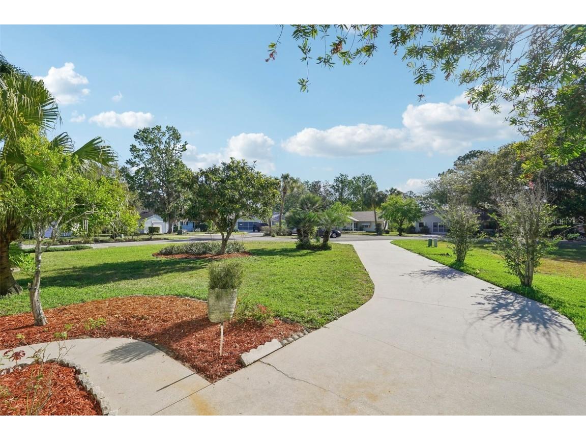 28 Gordon Court Leesburg FL 34788 OM699593 image6