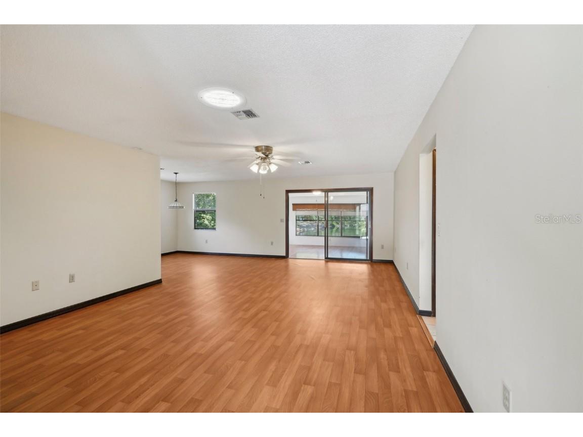 28 Gordon Court Leesburg FL 34788 OM699593 image8