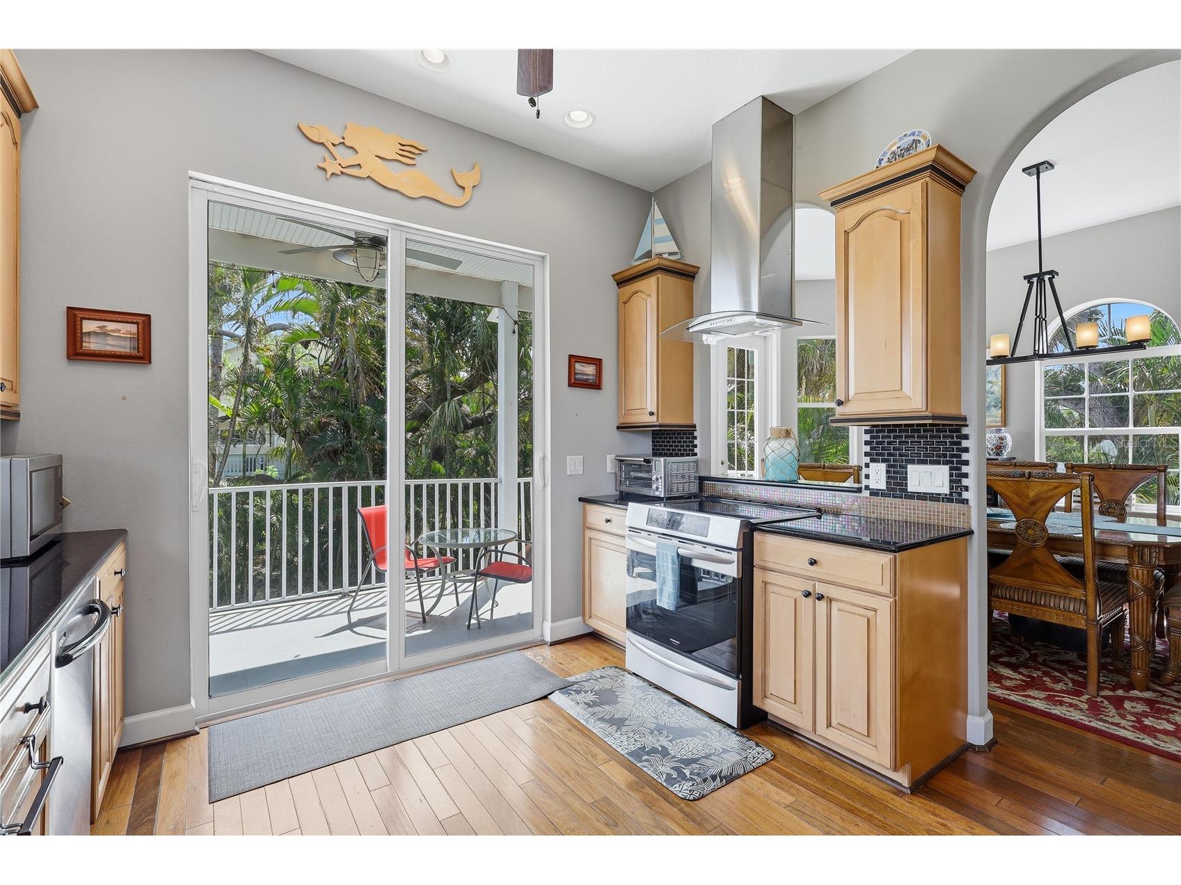 28 Michiana Drive Terra Ceia FL 34250 A4688052 image16