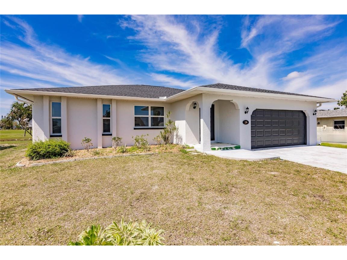 28 Oakland Hills Court Rotonda West FL 33947 C7489142 image1