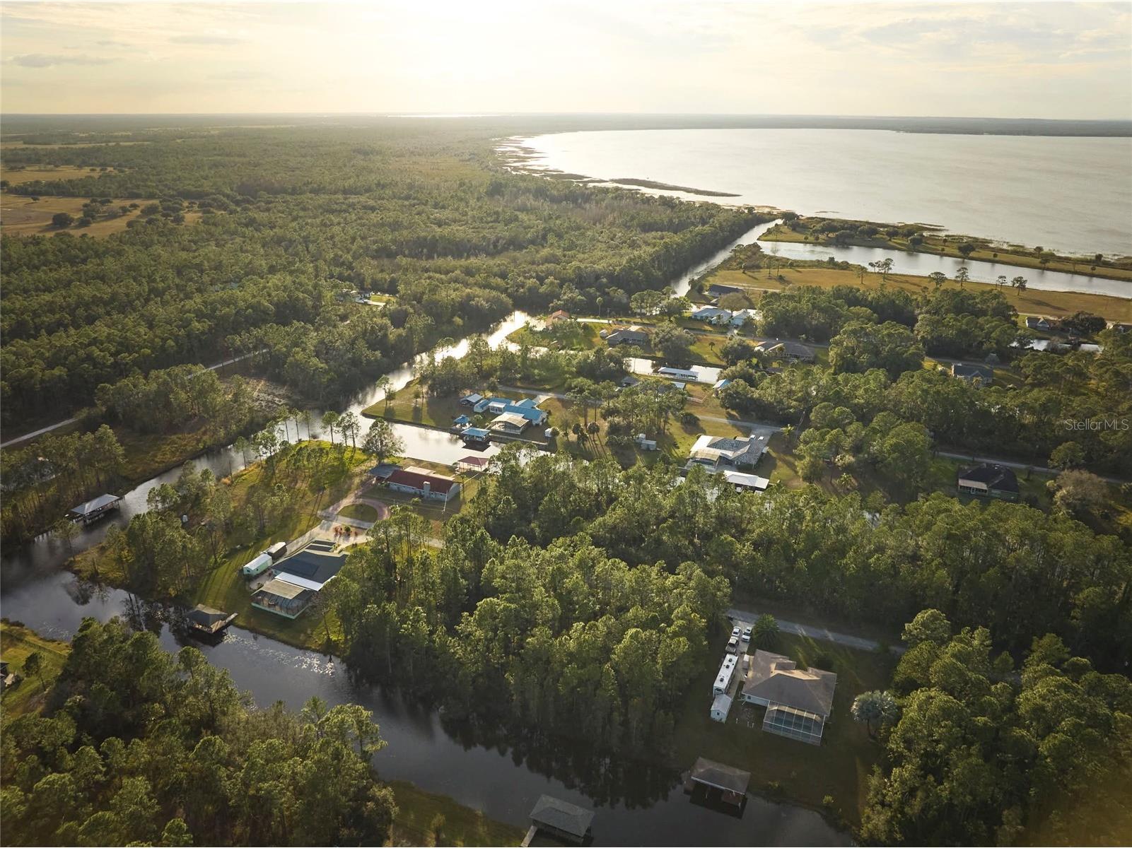 28 and 30 Amaryllis Drive Indian Lake Estates FL 33855 - LAKE WEHOYAKAPKA TB8467412 image5