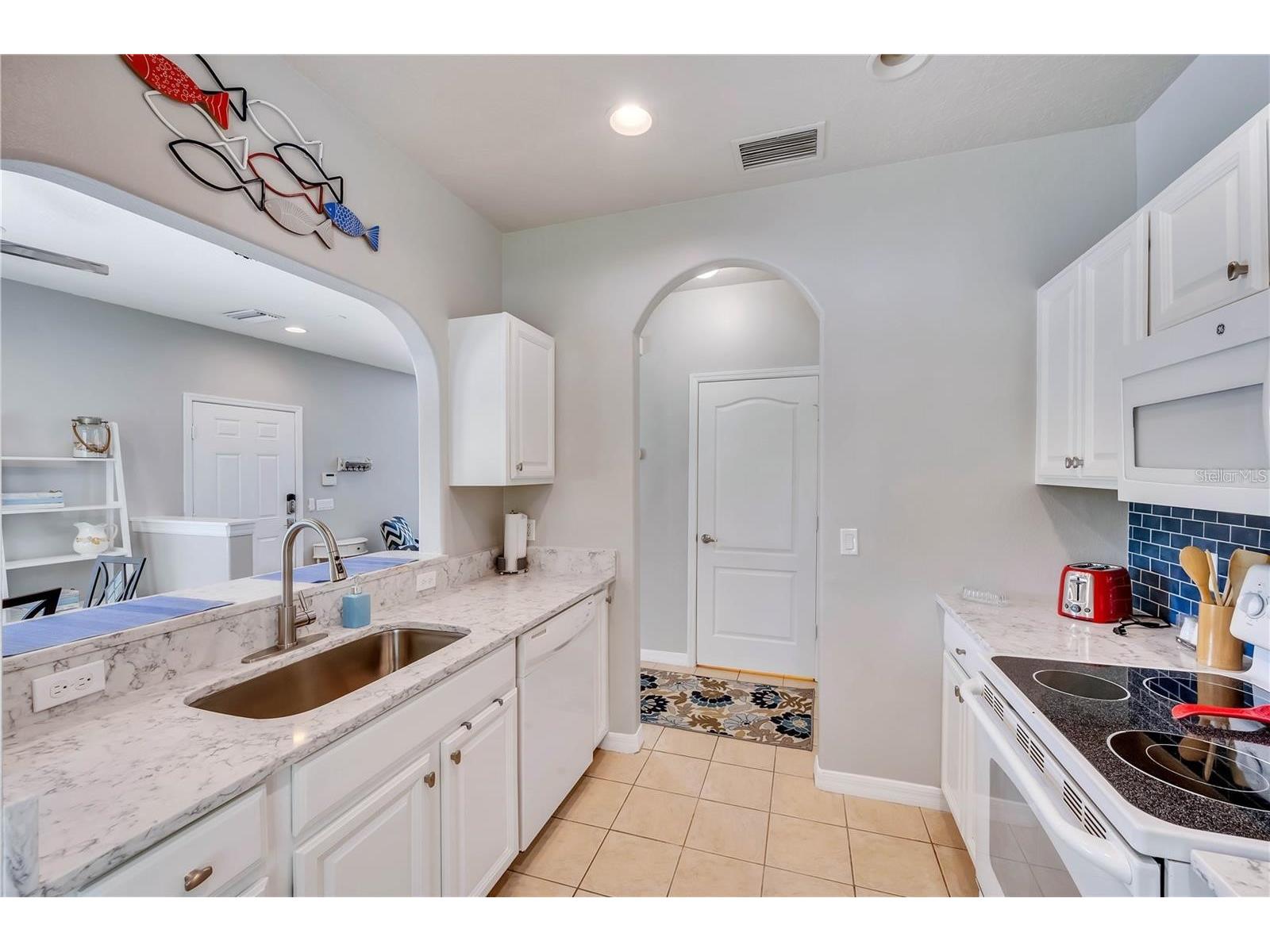 280 Cape Harbour Loop #101 Bradenton FL 34212 A4693097 image8