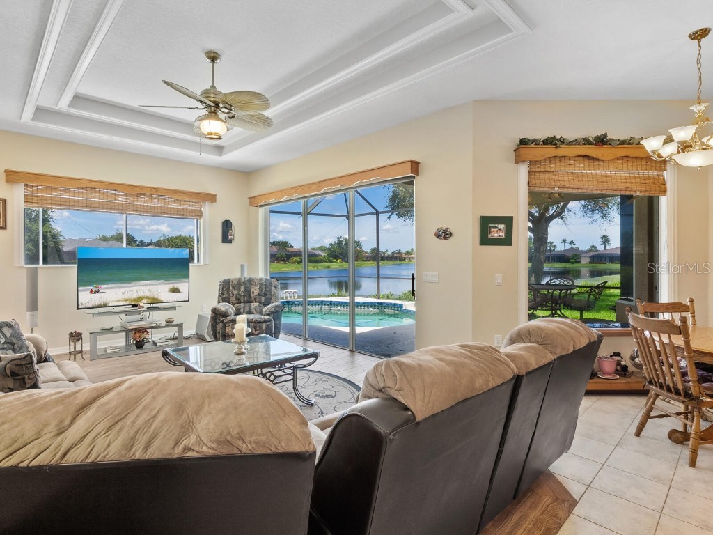 280 Dahlia Court Bradenton FL 34212 A4657743 image14