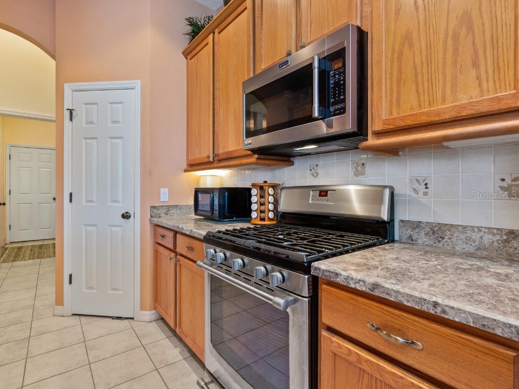 280 Dahlia Court Bradenton FL 34212 A4657743 image20