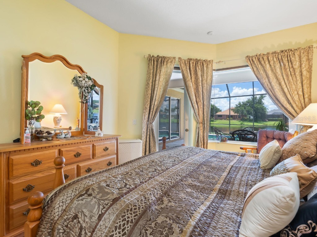 280 Dahlia Court Bradenton FL 34212 A4657743 image24