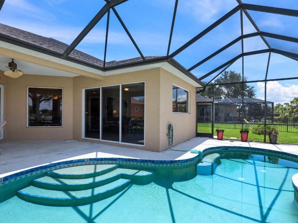 280 Dahlia Court Bradenton FL 34212 A4657743 image6