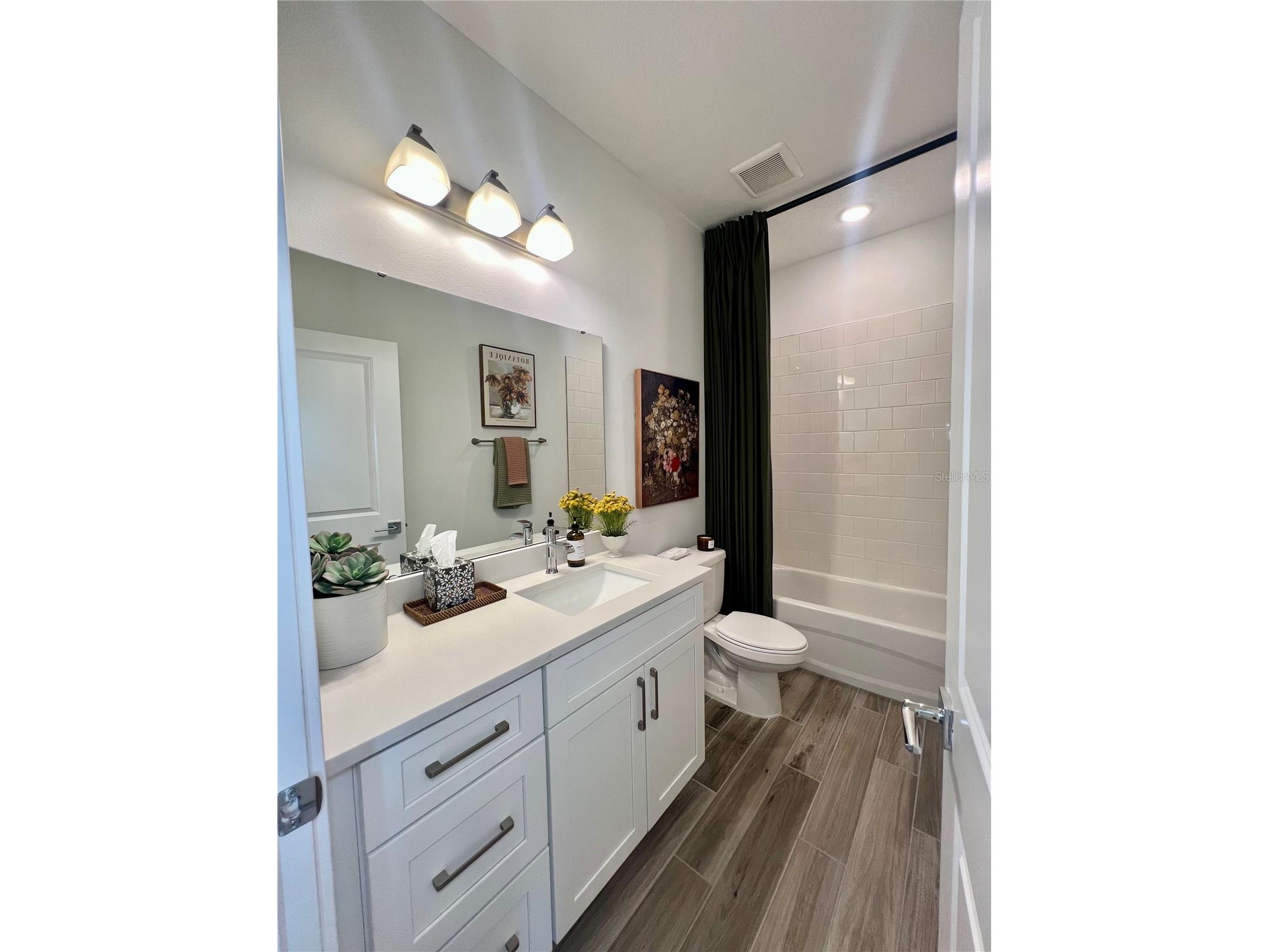 280 Elena Lavin Circle Orlando FL 32807 O6417557 image9