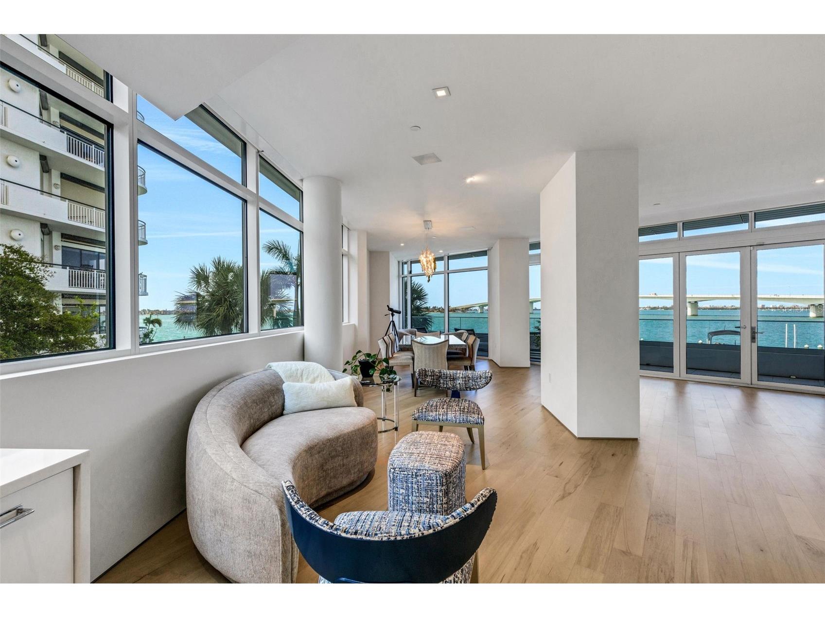 280 Golden Gate Point #200 Sarasota FL 34236 - SARASOTA BAY A4683299 image30