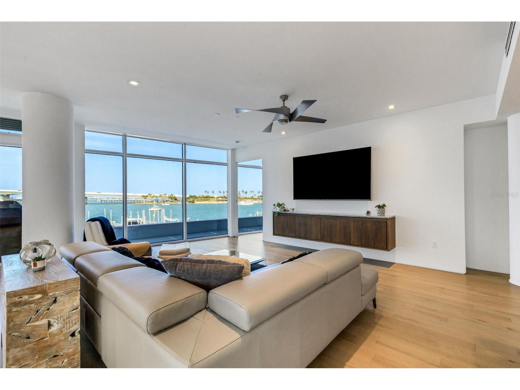 280 Golden Gate Point #200 Sarasota FL 34236 - SARASOTA BAY A4683299 image38