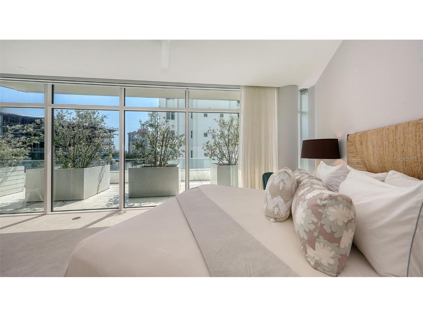 280 Golden Gate Point #400 Sarasota FL 34236 - SARASOTA BAY A4641930 image23