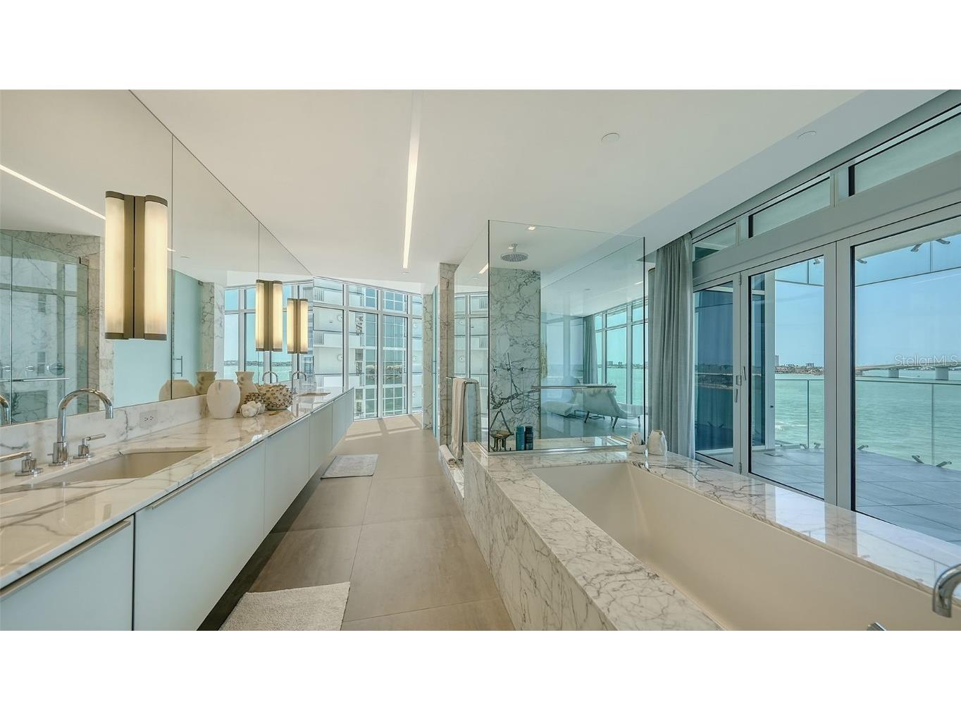 280 Golden Gate Point #400 Sarasota FL 34236 - SARASOTA BAY A4641930 image29