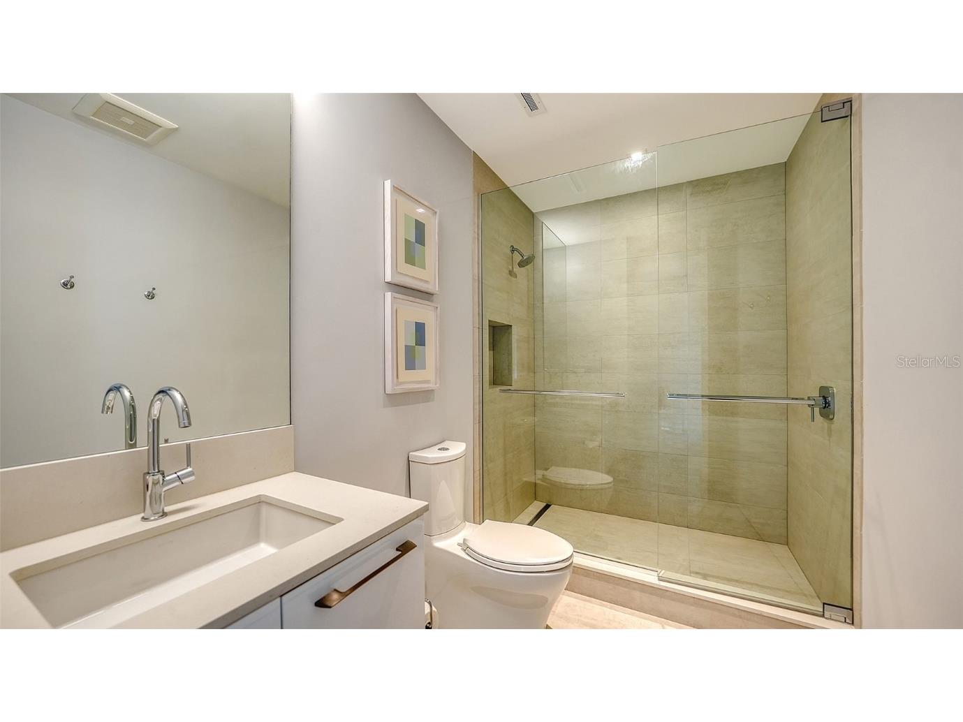 280 Golden Gate Point #400 Sarasota FL 34236 - SARASOTA BAY A4641930 image37