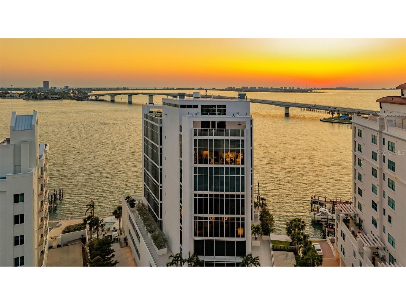 280 Golden Gate Point #600 Sarasota FL 34236 - SARASOTA BAY A4668258 image1