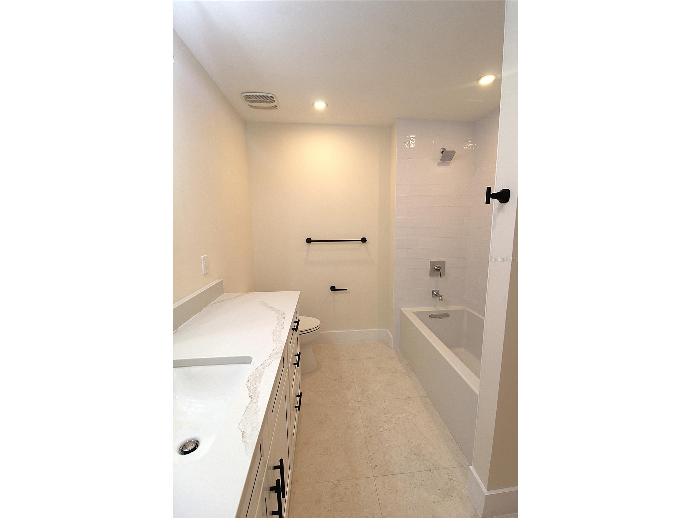 280 Hidden Bay Drive #202 Osprey FL 34229 A4680472 image14