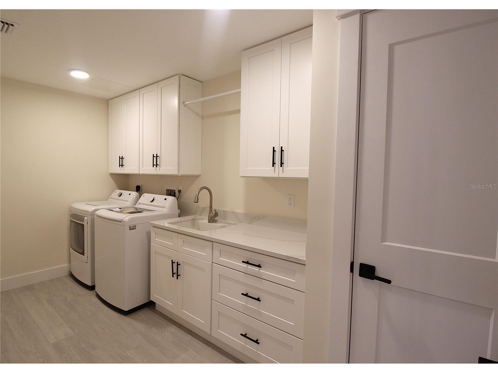 280 Hidden Bay Drive #202 Osprey FL 34229 A4680472 image16