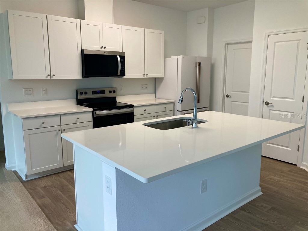 280 Last Mango Daytona Beach FL 32124 FC314333 image16