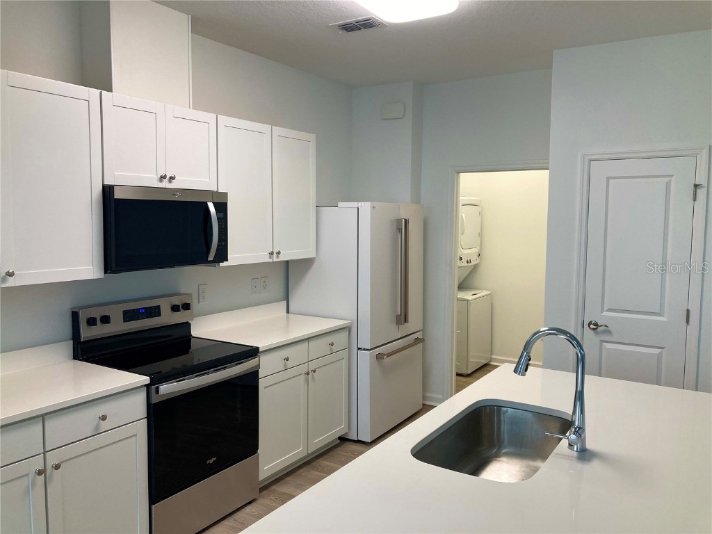 280 Last Mango Daytona Beach FL 32124 FC314333 image19