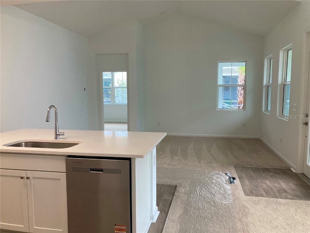 280 Last Mango Daytona Beach FL 32124 FC314333 image32