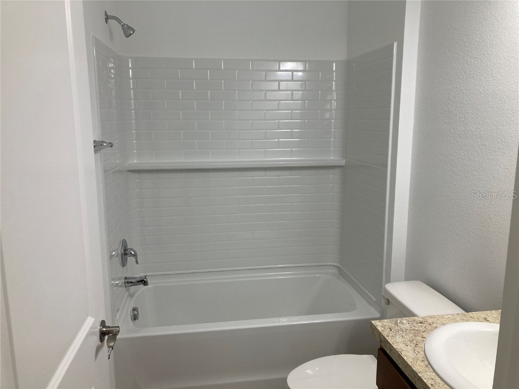 280 Last Mango Daytona Beach FL 32124 FC314333 image52