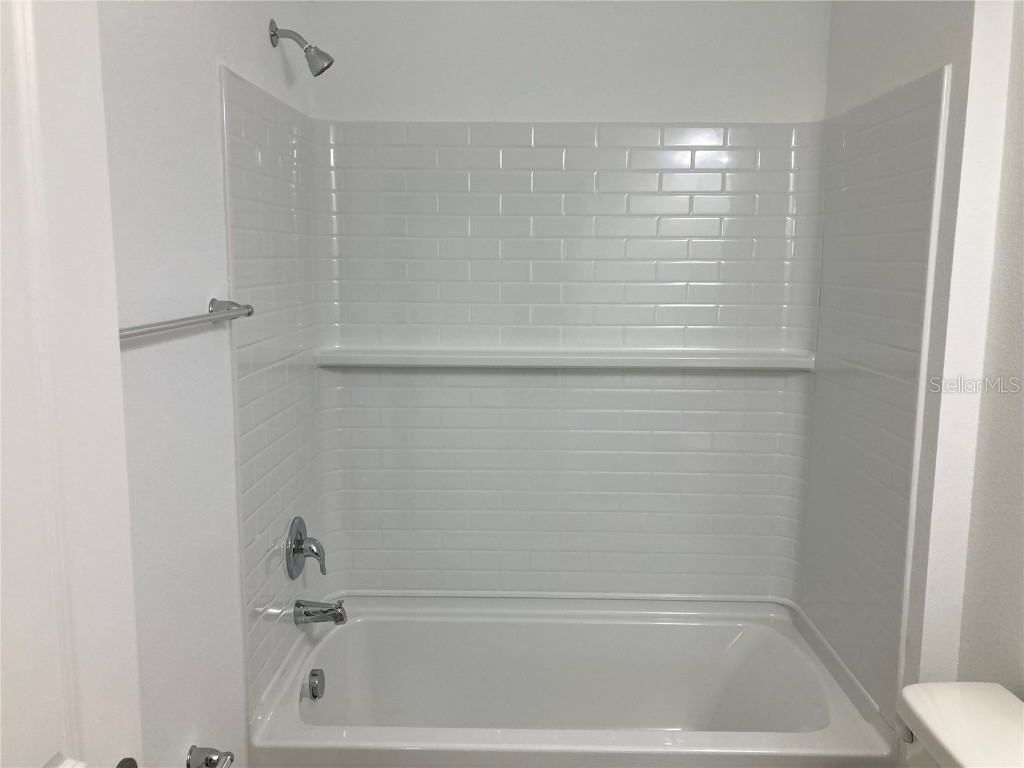 280 Last Mango Daytona Beach FL 32124 FC314333 image53