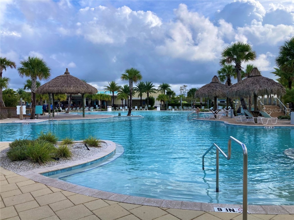 280 Last Mango Daytona Beach FL 32124 FC314333 image74