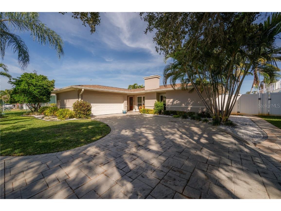 280 N Julia Circle Saint Pete Beach FL 33706 U8222480 image1