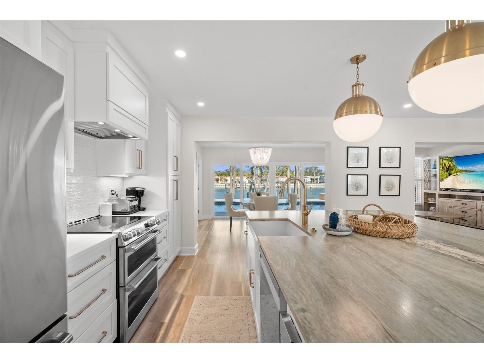 280 N Julia Circle Saint Pete Beach FL 33706 TB8453222 image9