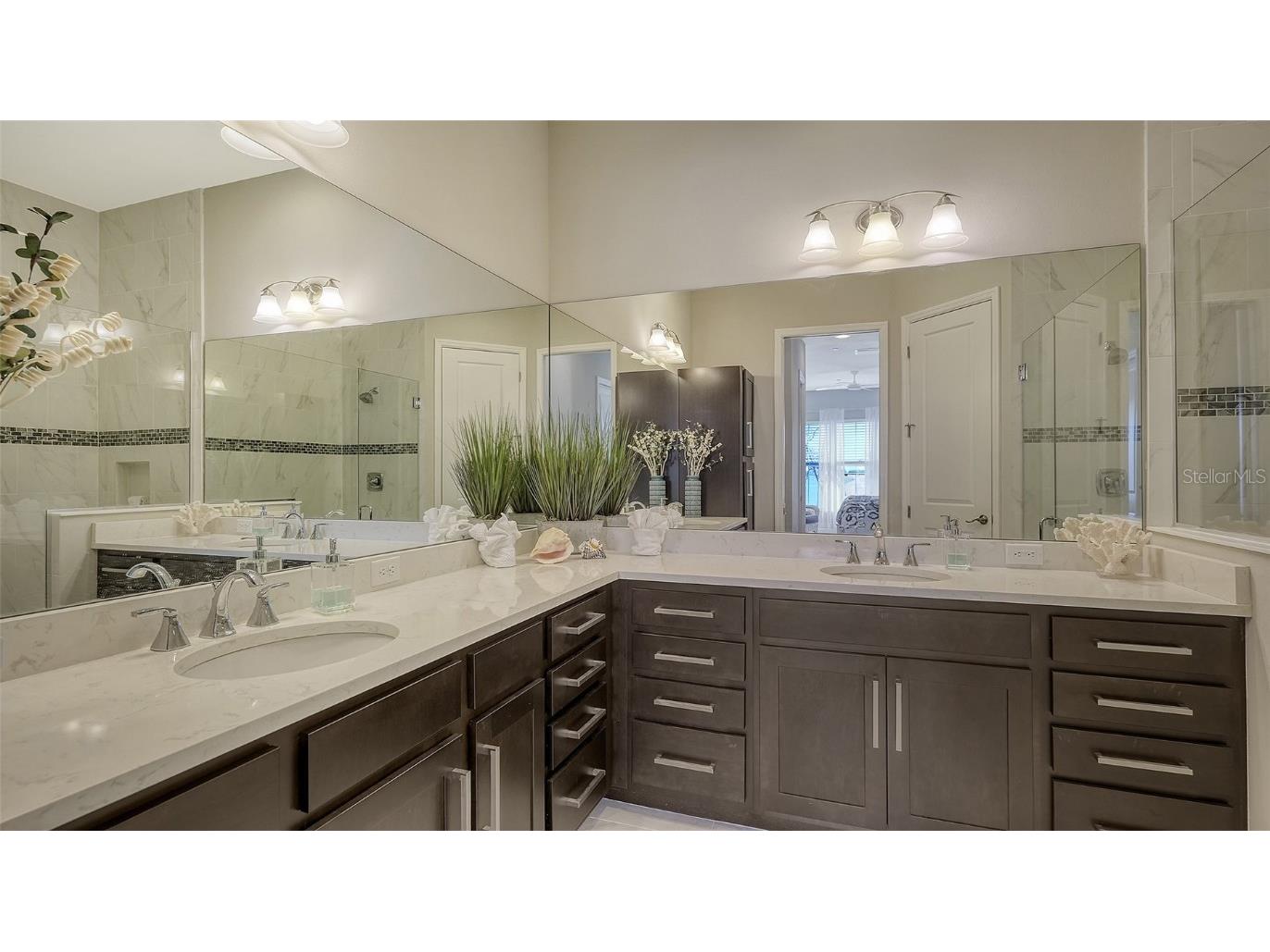 280 Saint Lucia Drive #101 Bradenton FL 34209 - ANNA MARIA SOUND/INTRACOASTAL A4587673 image23