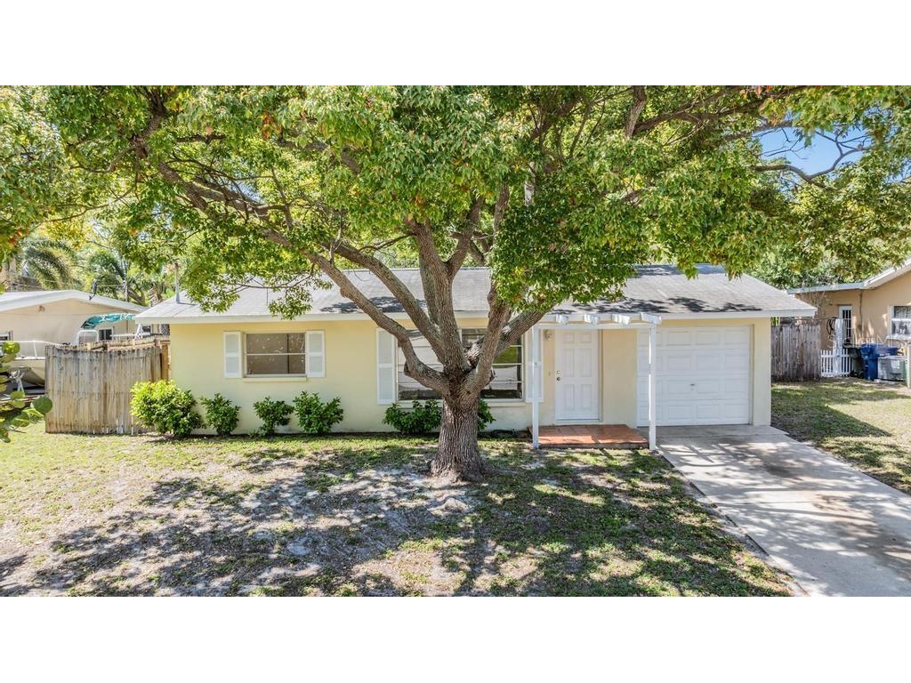 280 Twin Lake Drive Largo FL 33770 U8236400 image1