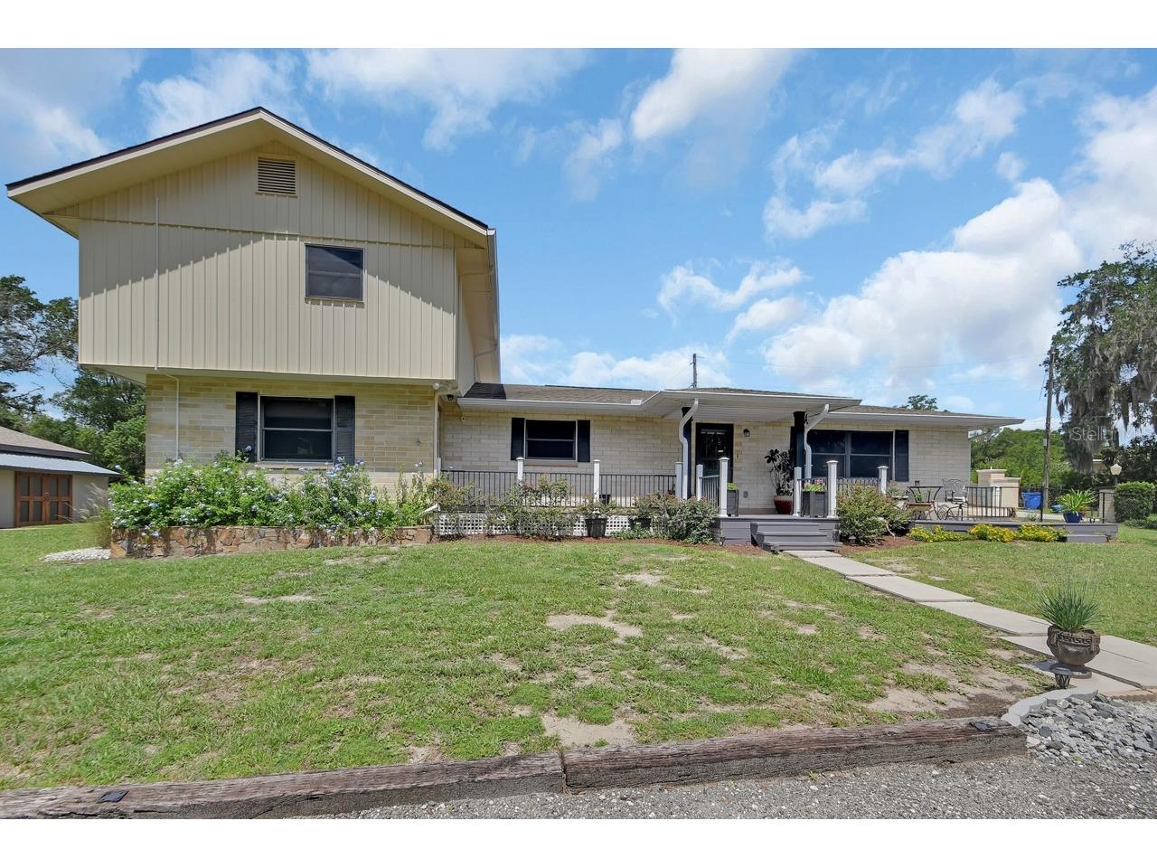 280 W Virginia Avenue Deland FL 32720 V4949345 image1