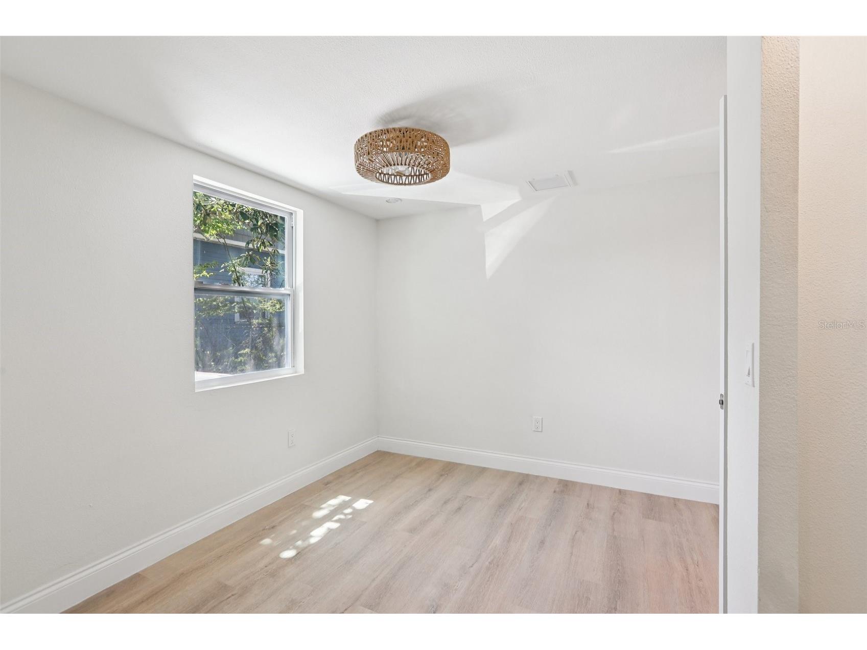 2800 13th Avenue N Saint Petersburg FL 33713 TB8493041 image19