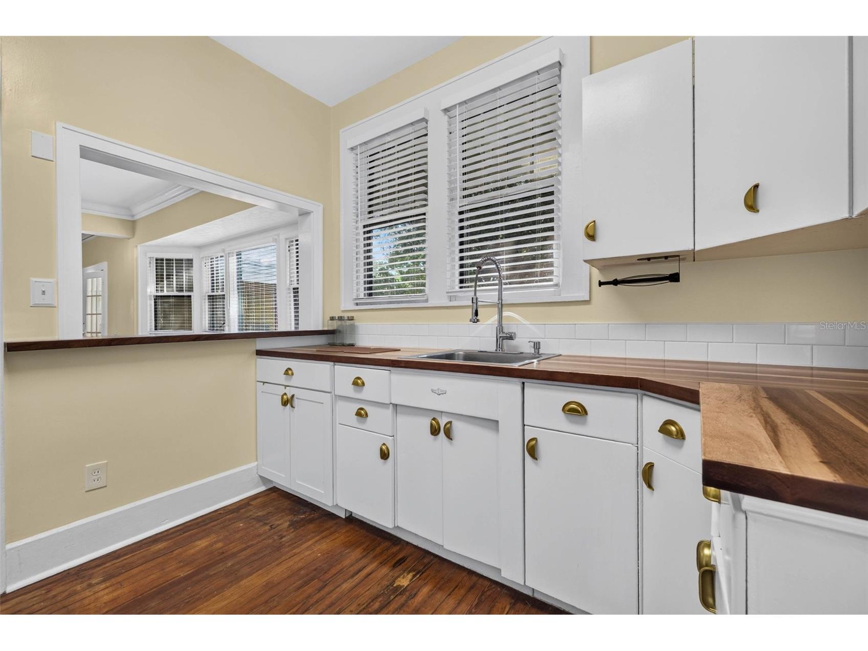2800 2nd Avenue N Saint Petersburg FL 33713 TB8520122 image11