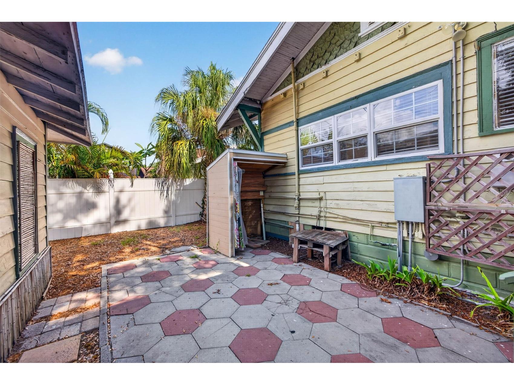 2800 2nd Avenue N Saint Petersburg FL 33713 TB8520122 image32